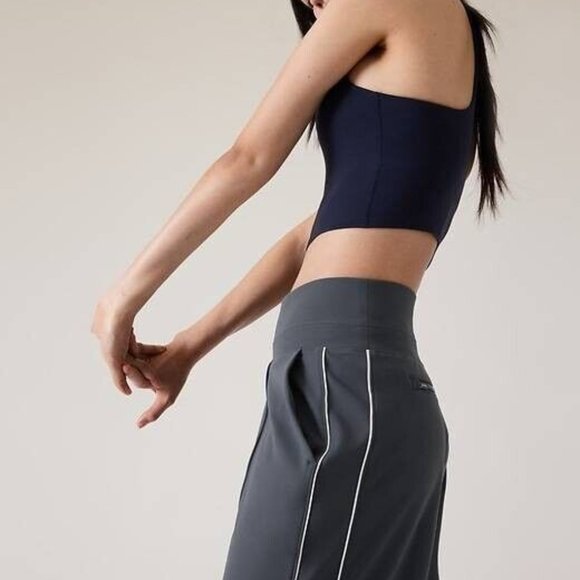 Athleta Venice Wide Leg Sporty/Track Pants - Trendy Gray w/ white stripe size M - Picture 2 of 10